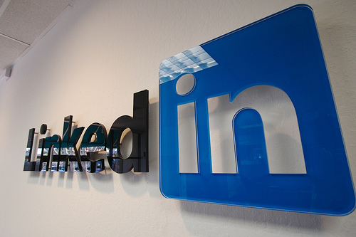 Valuing the Connective Power of LinkedIn