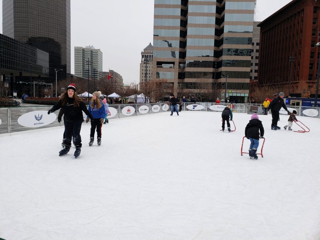 Did you know that there is tons of amazing things to do in Downtown STL during the winter season? Get a recap of our weekend staycation.