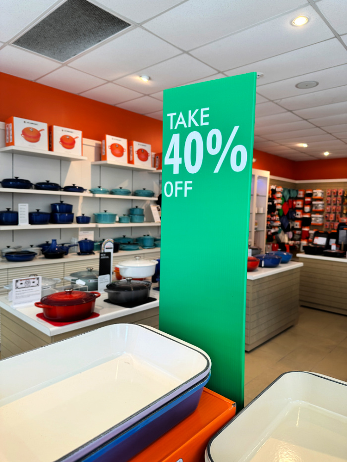 Did you know there was a Le Creuset Outlet Store in St. Louis? Come with me and take a virtual tour to see for yourself!